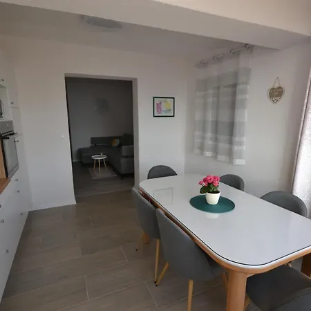 Sun Kiis Appartement Postira