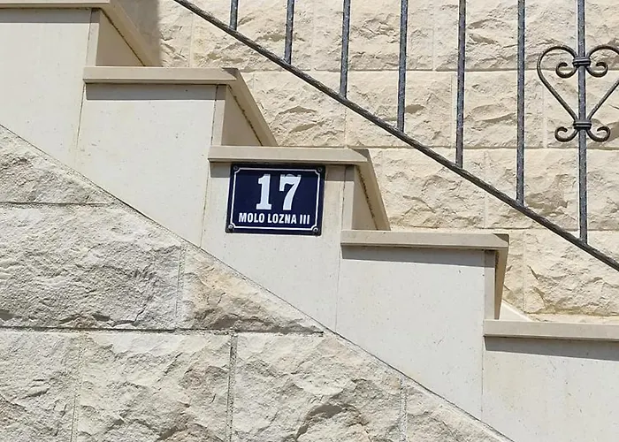 Sun Kiis Apartamento Postira